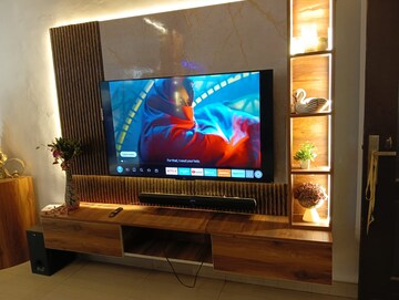 Furnished Amenities in 3.5 BHK Apartment at Hamlin Apartment, Sector 43 – for Rent