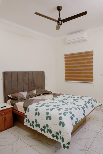 Bedroom in 6+ BHK Independent House at Wadakkanchery – for Sale