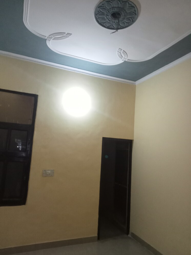 Room, virat nagar 4 Bedroom 100 Sq.Yd. Villa In Virat Nagar Panipat 8960397