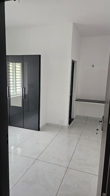 Room in 3 BHK Independent House at Thiroor – for Sale