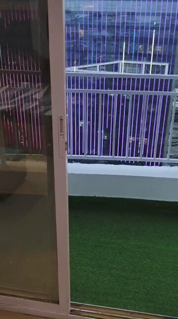 Balcony in Studio Apartment at Supertech Ecociti, Sector 137 – for Rent