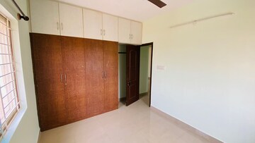Room in 2 BHK Builder Floor at Kadugodi – for Rent