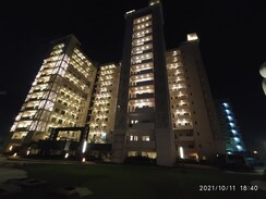 3.5 BHK + Servant Room Apartment For Sale in Arihant South Winds
