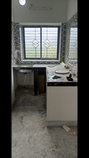 Room in 2 BHK Builder Floor at Shibpur – for Sale