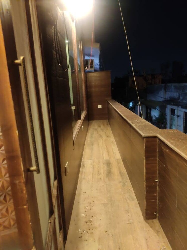Balcony, saket 3 Bedroom 1500 Sq.Ft. Builder Floor In Saket Delhi 8960435