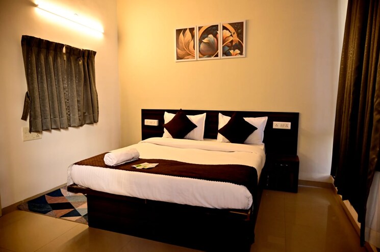 Bedroom, gl-baner-biz-bay 5 Bedroom 3500 Sq.Ft. Villa In Baner Pune 8960459