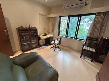 Living Room in 3 BHK Apartment at Malabar Hill – for Rent