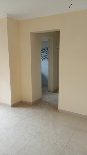 Room in 1 BHK Apartment at Raunak Unnathi Woods Phase 7 A And B, Ghodbunder Road – for Sale