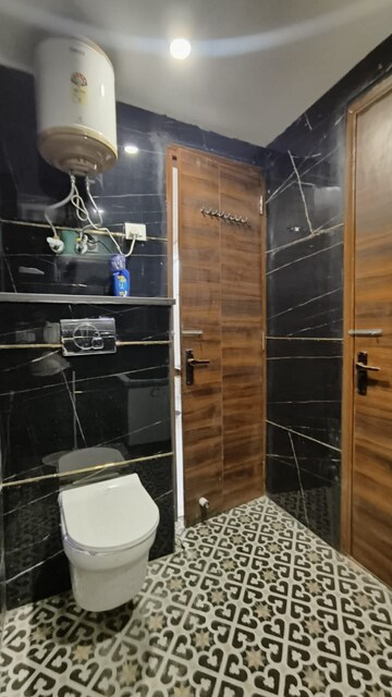 Furnished Amenities in 3 BHK Builder Floor at Palm Residency Chhatarpur, Chattarpur – for Rent