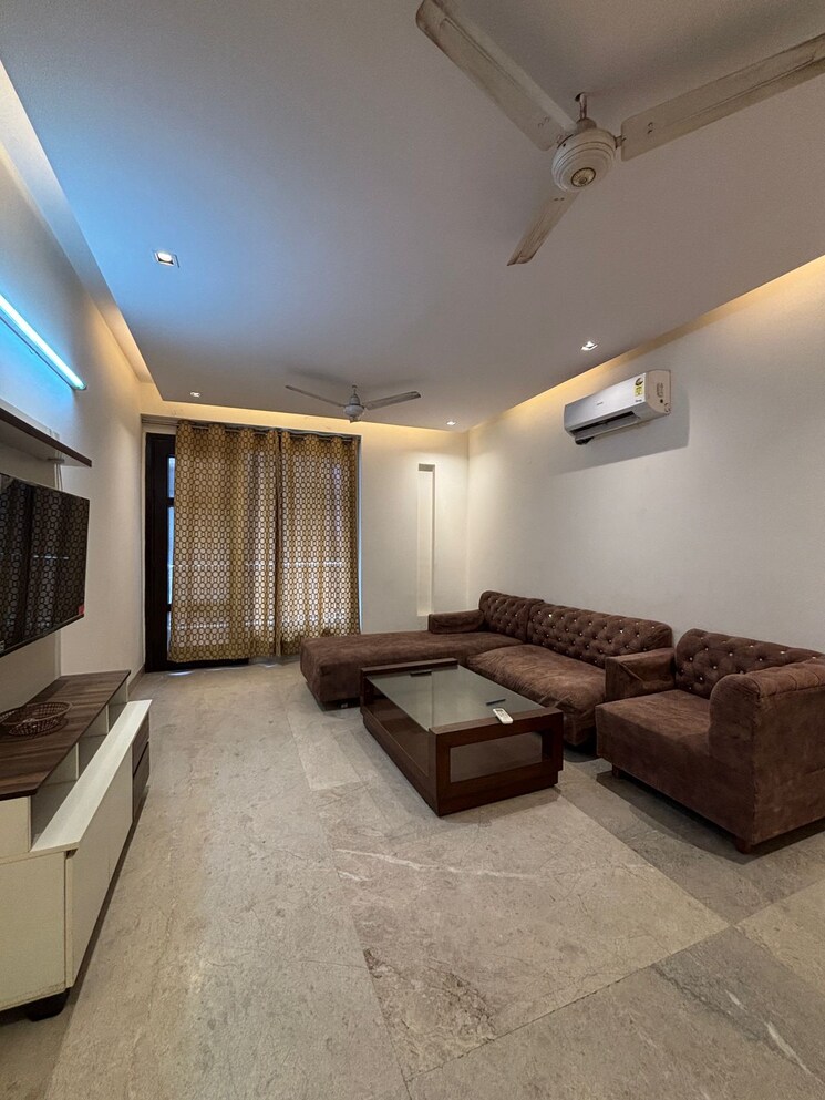 Living Room, palm-residency-chhatarpur 3 Bedroom 1450 Sq.Ft. Builder Floor In Chattarpur Delhi 8960499