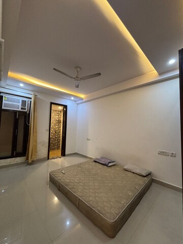 Living Room in 3 BHK Builder Floor at Palm Residency Chhatarpur, Chattarpur – for Rent