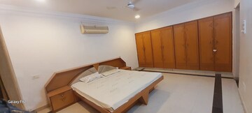 Bedroom in 5 BHK Independent House at Ramdaspeth – for Rent