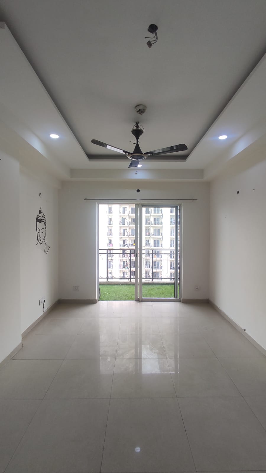 3 BHK Apartment For Rent in Dlf Capital Greens Moti N