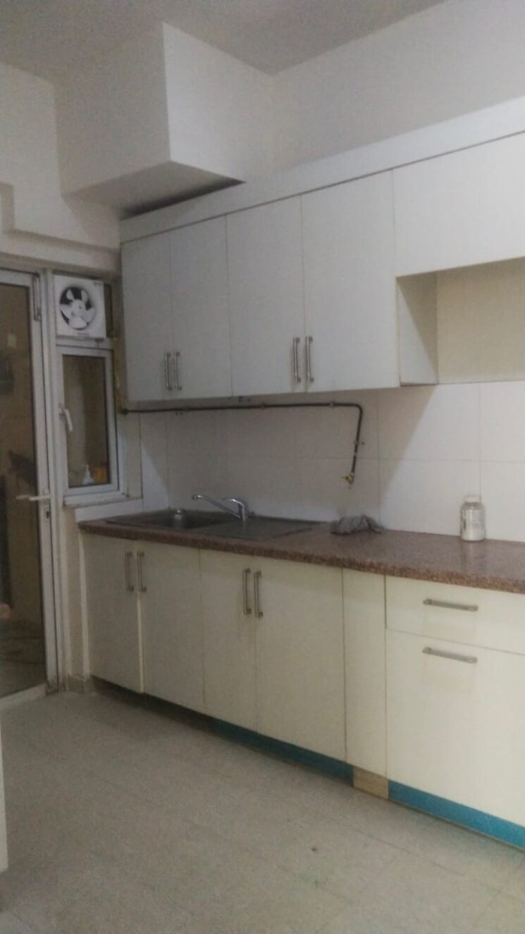 Kitchen, moti nagar 3 Bedroom 1675 Sq.Ft. Apartment In Moti Nagar Delhi 8960540