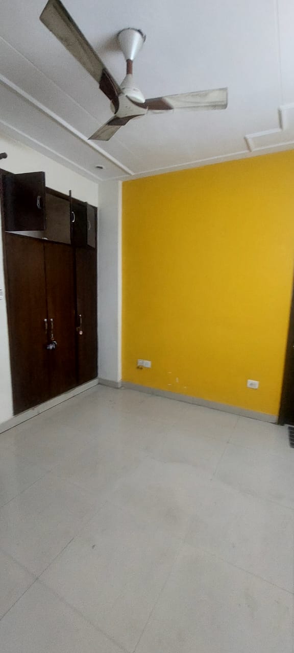 3.5 BHK Apartment For Rent in Aditya Mega City
