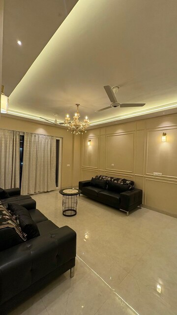 Living Room in 4 BHK Apartment at Gomti Nagar – for Rent