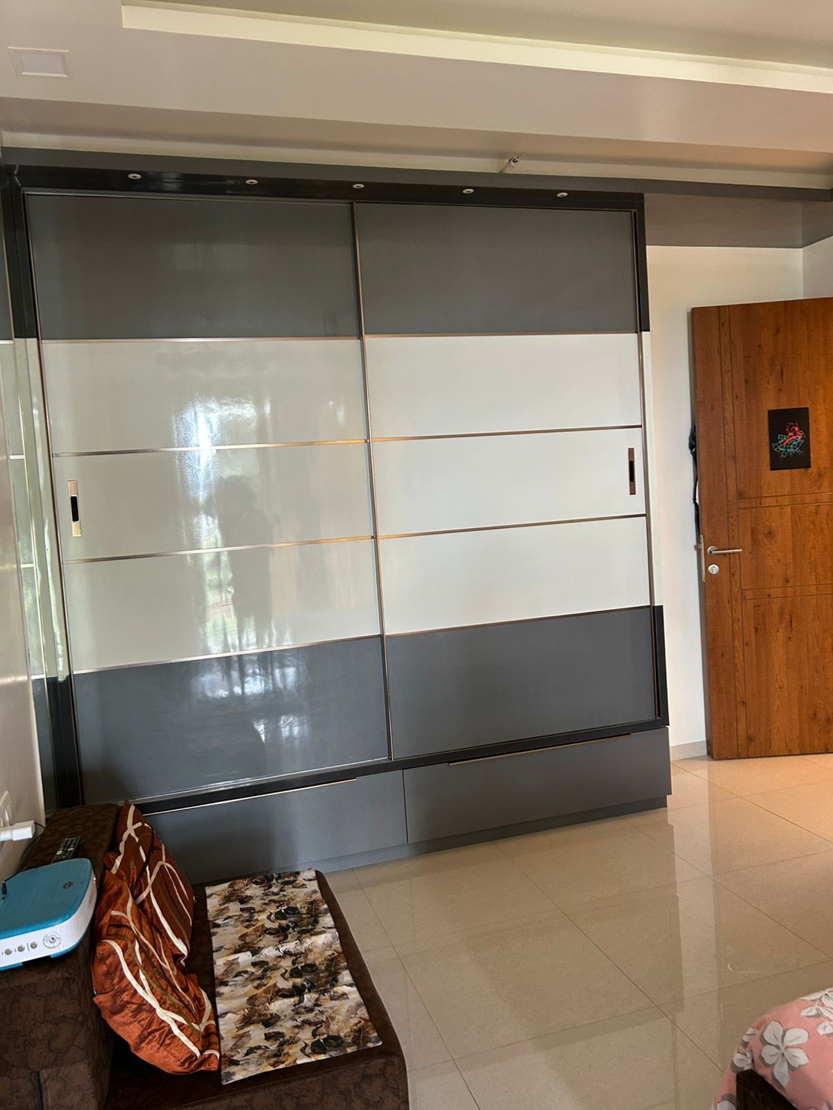 3 BHK + Pooja Room Apartment For Sale in Hiranandani Queensgate