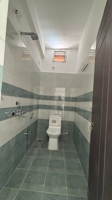 Master Bedroom in 1 BHK Builder Floor at Begumpet – for Rent