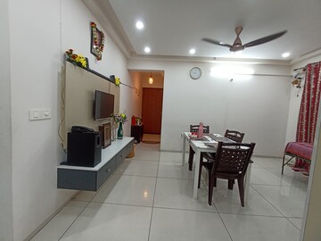 Team Area in 2 BHK Apartment at Arvind Oasis, Thanisandra – for Sale