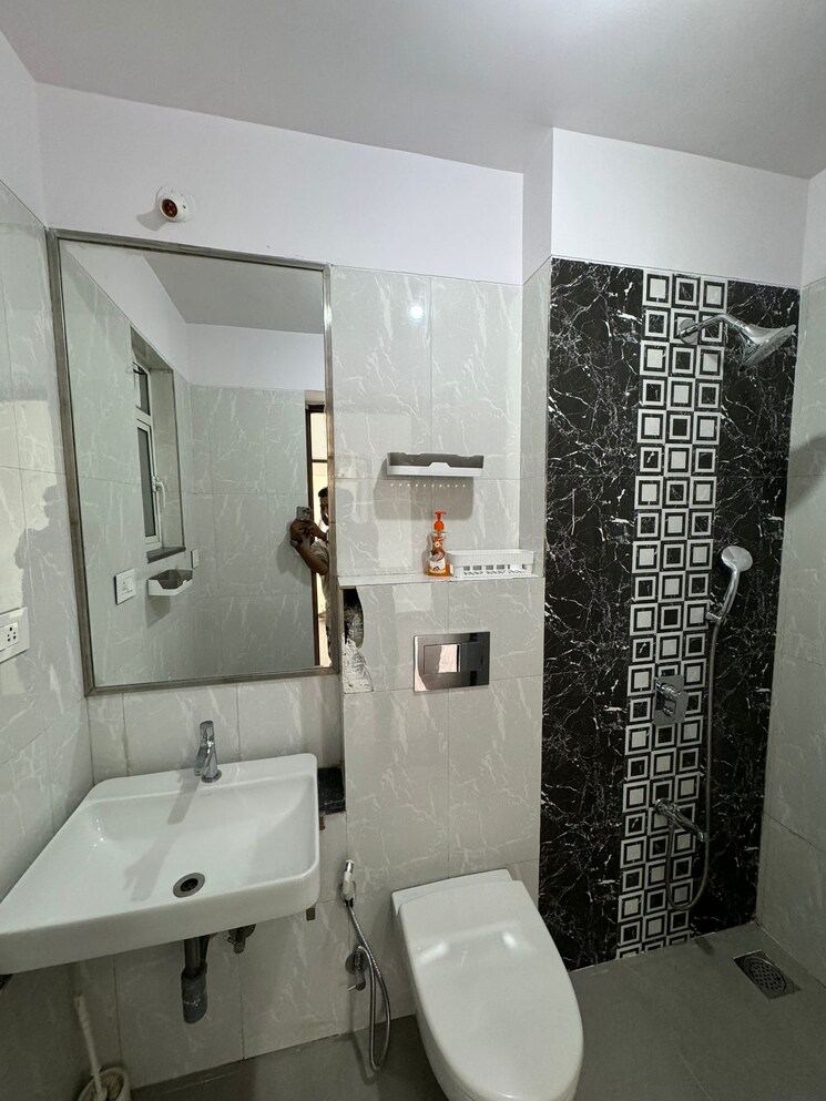 Bathroom, omkar-ananta 2 Bedroom 650 Sq.Ft. Apartment In Goregaon East Mumbai 8960597