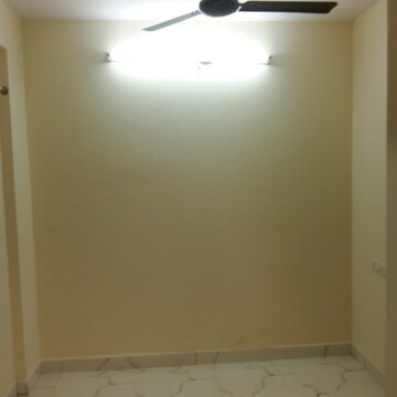 Room in 1 BHK Builder Floor at Ejipura – for Rent
