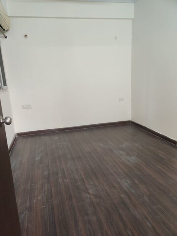 3 BHK Apartment For Rent in Gulshan GC Grand, Vaibhav Khand