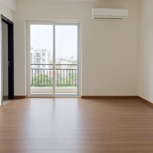 Room in 3 BHK Apartment at BPTP The Pedestal, Sector 70a – for Sale