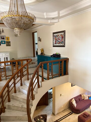 Gym in 3 BHK Builder Floor at Sector 35 – for Rent