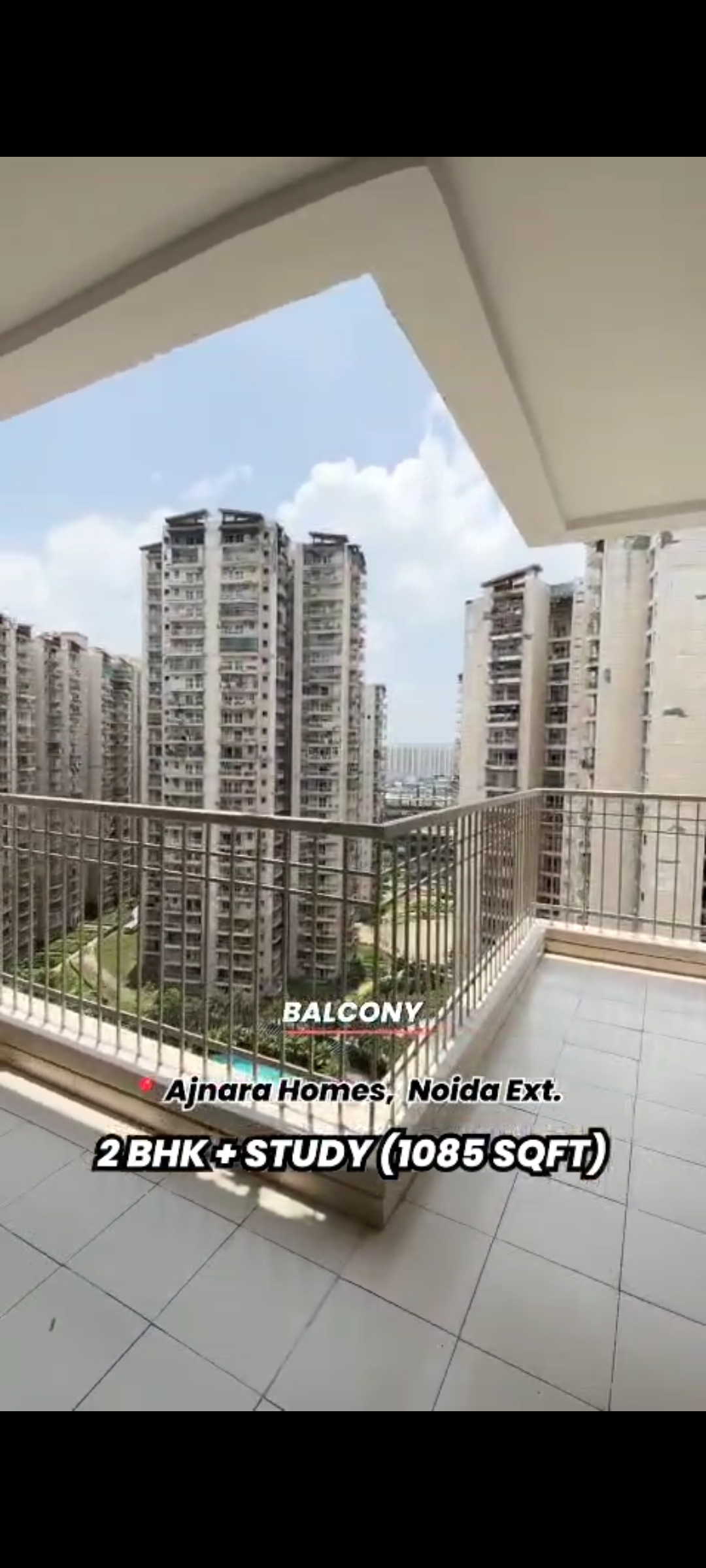 2.5 BHK + Study Room Apartment For Sale in Ajnara Homes