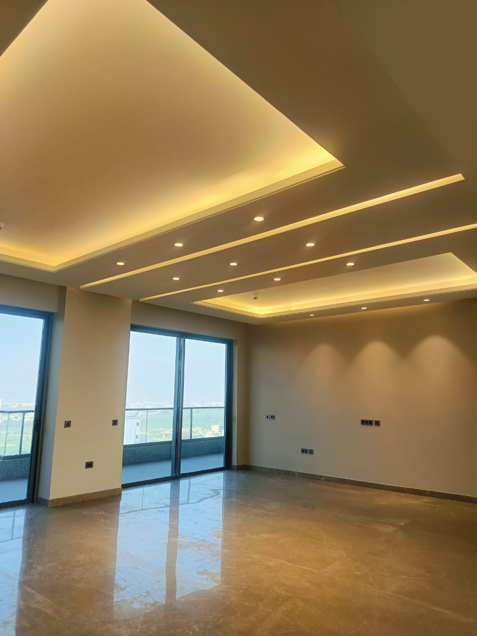 4 BHK + Servant Room,Extra Room 3501 Sq.Ft. Apartment in ABA County 107