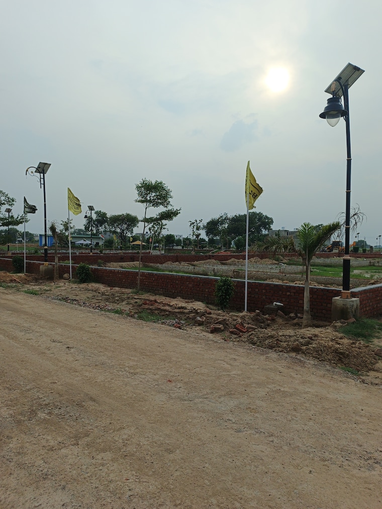 undefined, prabhat nagar  100 Sq.Yd. Plot In Prabhat Nagar Mathura 8960722
