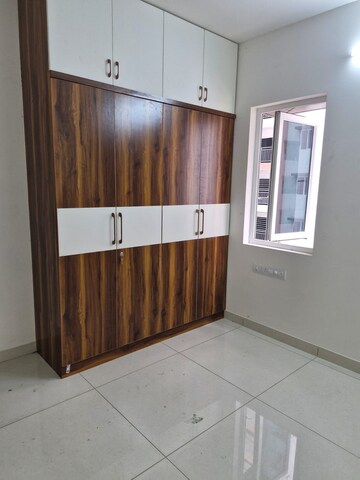 Room in 3 BHK Apartment at Aparna Sarovar Zicon, Nallagandla – for Rent