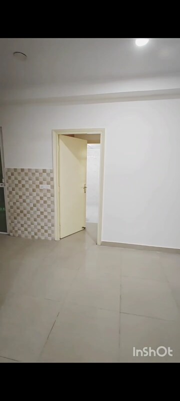 Room in 2 BHK Apartment at Amrapali Terrace Homes, Tech Zone 4 Greater Noida – for Sale