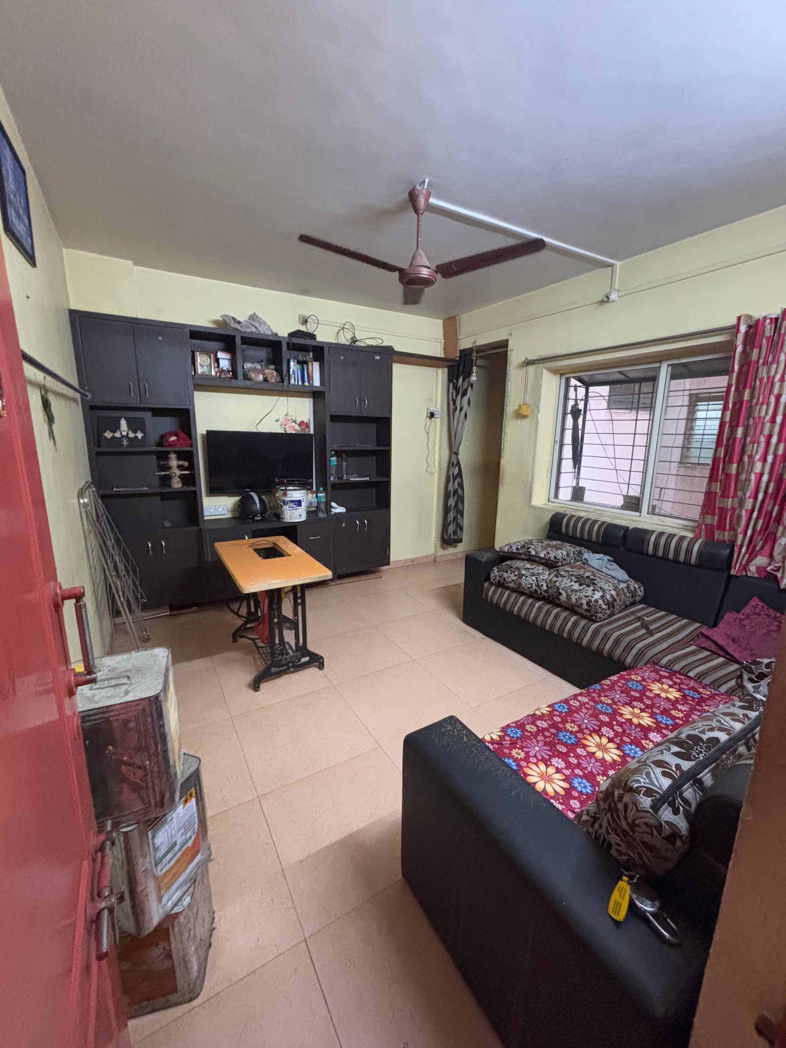 1 Rk  + Extra Room 400 Sq.Ft. Apartment in Paya CHS Aundh