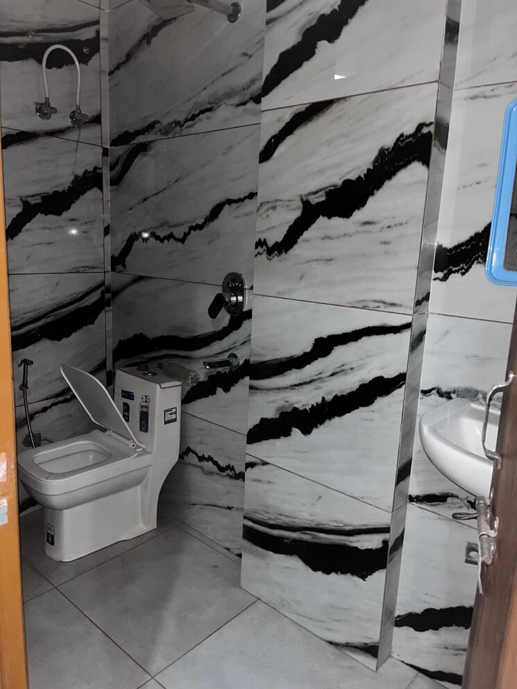 Team Area, ashok-vihar-sector-3 2.5 Bedroom 1208 Sq.Ft. Builder Floor In Sector 3 Gurgaon 8960784