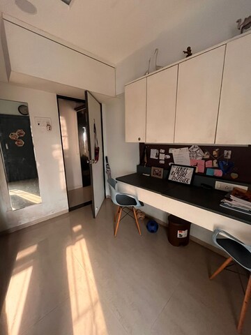 Team Area in 2.5 BHK Apartment at Uma Sparta, Ghodbunder Road – for Sale
