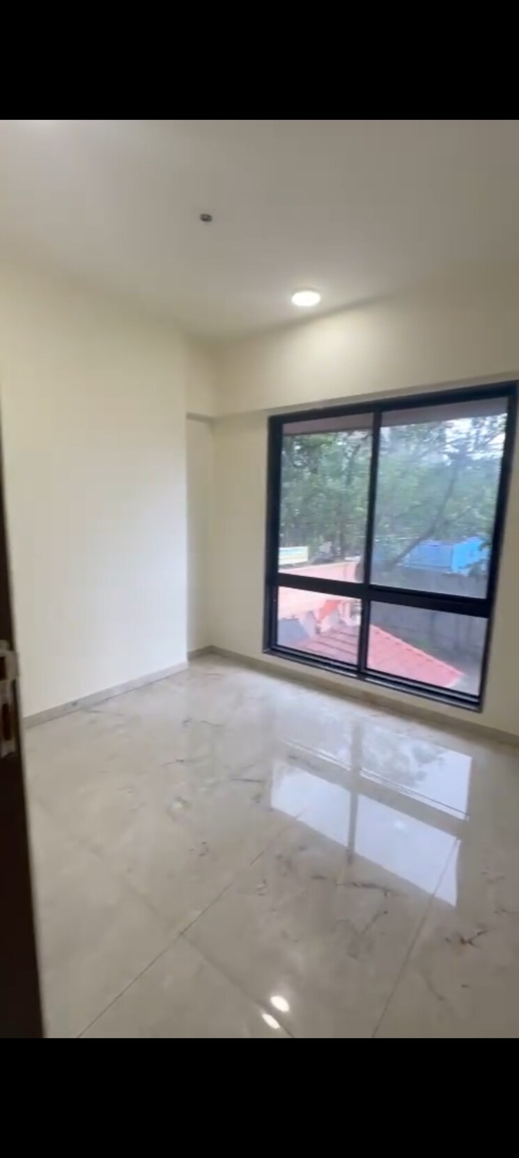 Room, kandivali east 2 Bedroom 651 Sq.Ft. Apartment In Kandivali East Mumbai 8960809