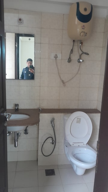Bathroom in 3 BHK Builder Floor at Unitech Woodstock Floors, Sector 50 – for Rent