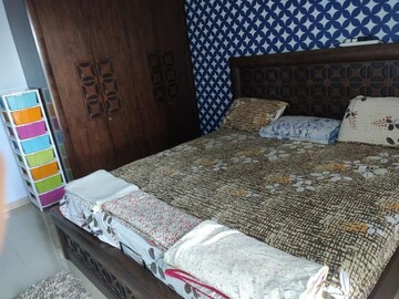Bedroom in 2 BHK Apartment at Kamanwala Manavsthal, Malad West – for Rent
