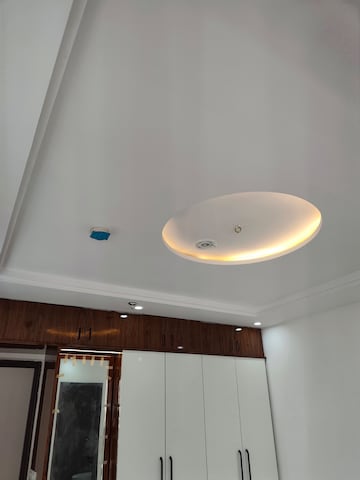 Furnished Amenities in 3.5 BHK Apartment at Rishita Manhattan, Gomti Nagar – for Rent