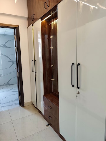 Building Lobby in 3.5 BHK Apartment at Rishita Manhattan, Gomti Nagar – for Rent