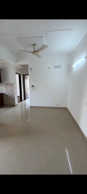 Room in 2 BHK Apartment at Samridhi Grand Avenue, Tech Zone 4 Greater Noida – for Sale