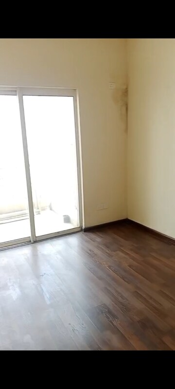 Room in 3 BHK Apartment at Paras Seasons, Sector 168 – for Sale