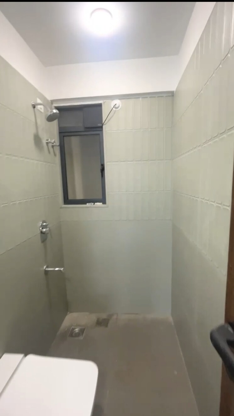 Bathroom, gurukrupa-gyanam 2.5 Bedroom 837 Sq.Ft. Apartment In Powai Mumbai 8960933