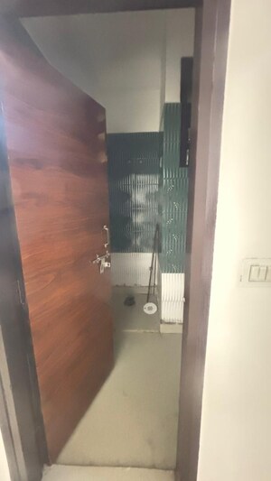 Furnished Amenities in 3 BHK Builder Floor at Dlf Ankur Vihar – for Sale