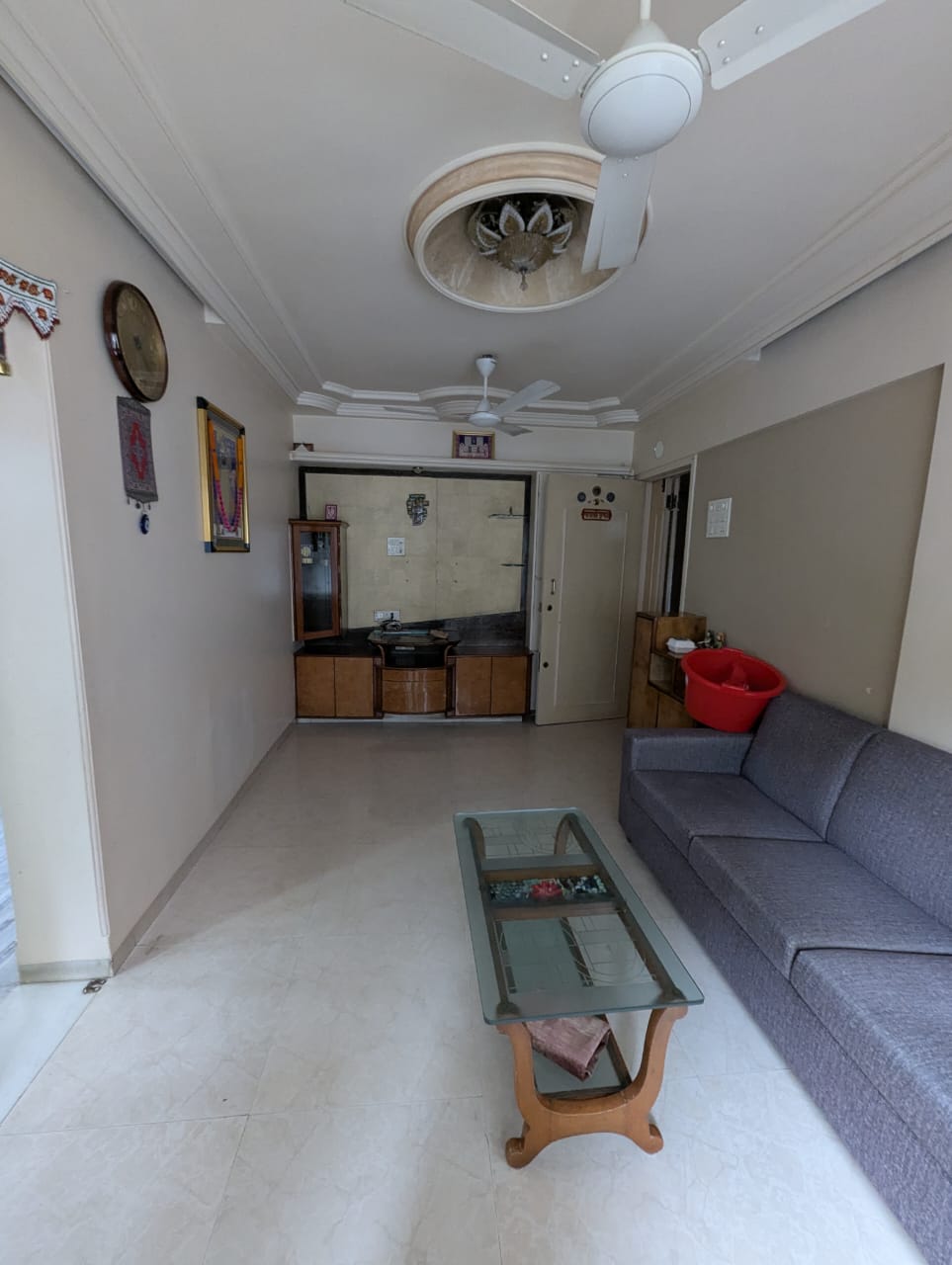 2 BHK Apartment For Rent in Llyod Estate