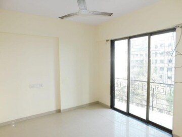 Bedroom in 1 BHK Apartment at Nehru Nagar – for Sale
