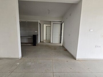 Room in 3 BHK Apartment at Sama Savli Road – for Sale