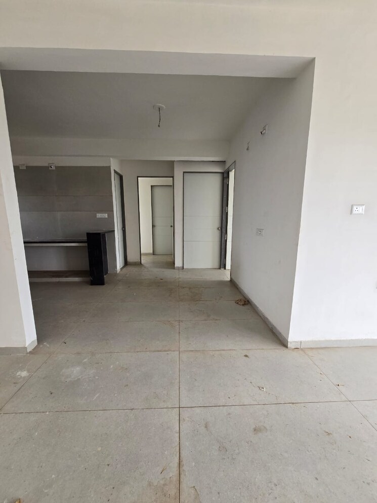 Room, sama savli road 3 Bedroom 2128 Sq.Ft. Apartment In Sama Savli Road Vadodara 8960956