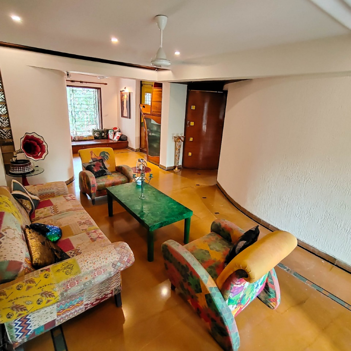 4 BHK 1575 Sq.Ft. Apartment in Payal CHS Varsova